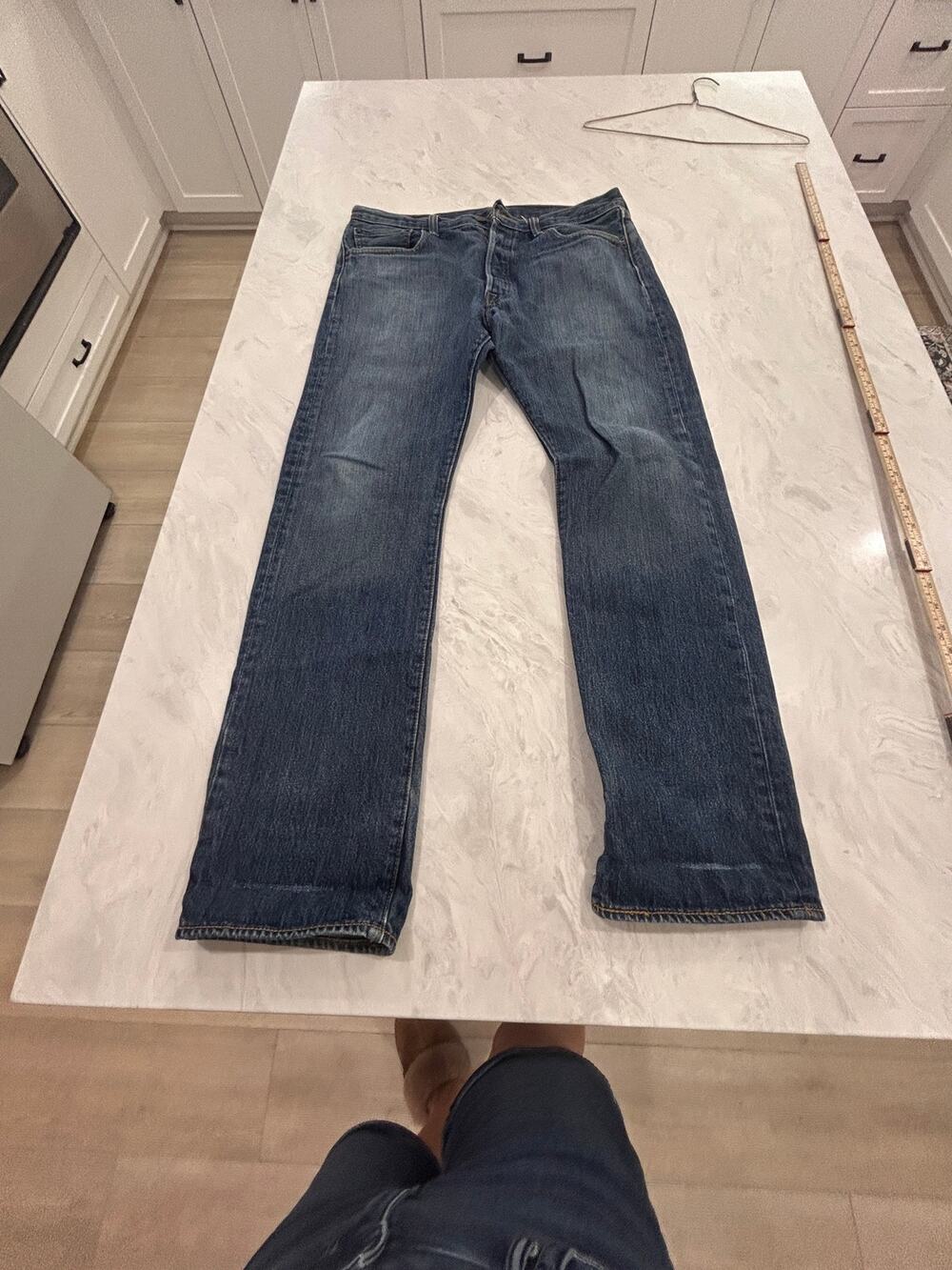 Levi’s 501 Original Fit Jeans – 33x32 – Distressed Hem – Poor Condition